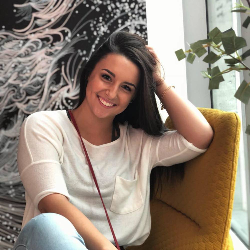 Meet your Posher, Ashley